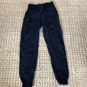 Lululemon dance studio joggers size 2
